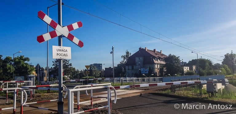 Bądź bezpieczny na przejeździe